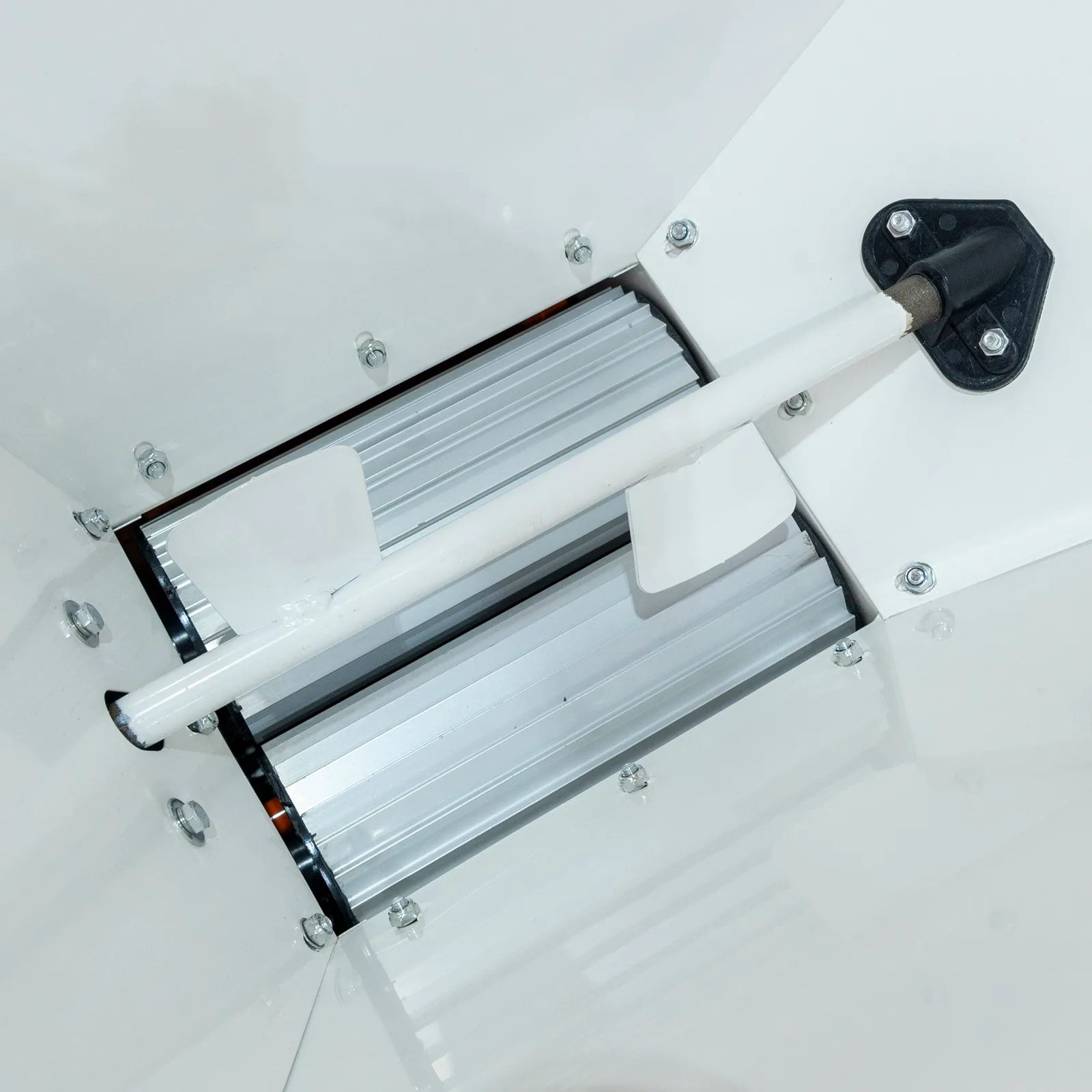 Zdrobitor manual cu desciorchinare RURIS HT100